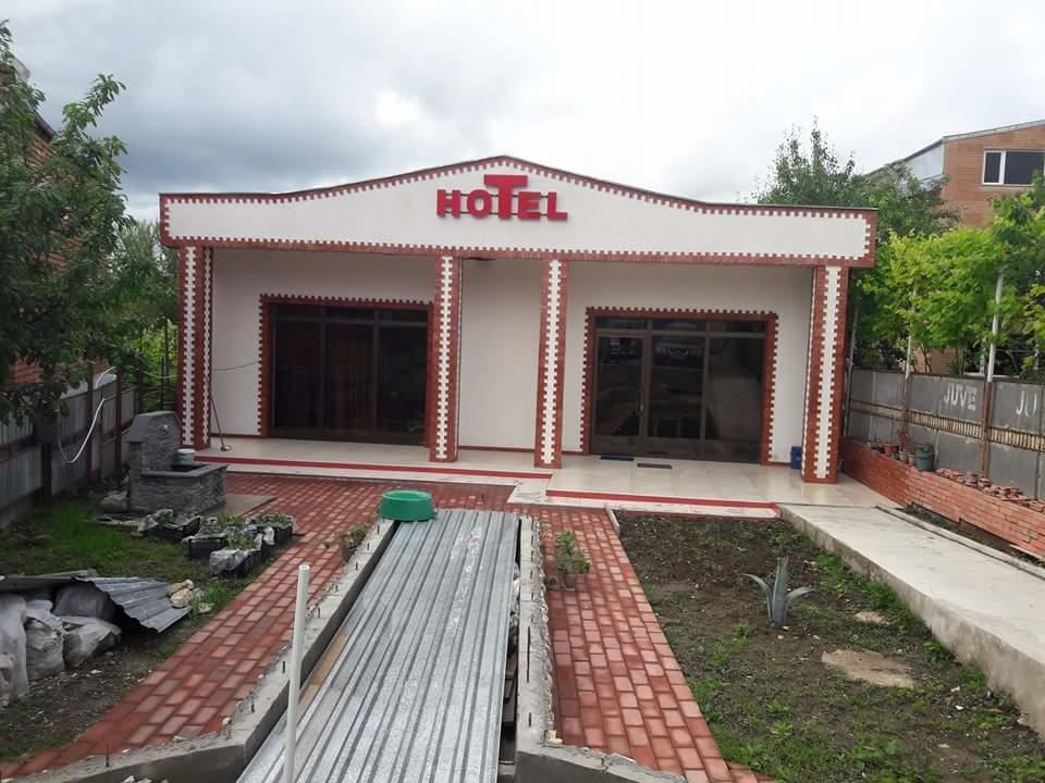 Hotel Rio Koetaisi Buitenkant foto