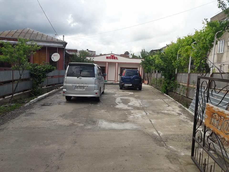 Hotel Rio Koetaisi Buitenkant foto