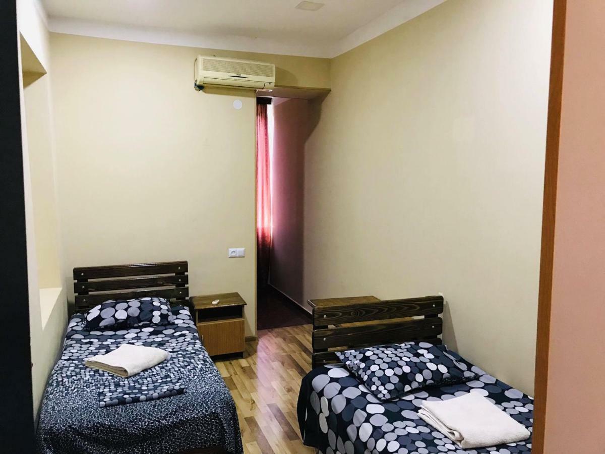 Hotel Rio Koetaisi Buitenkant foto