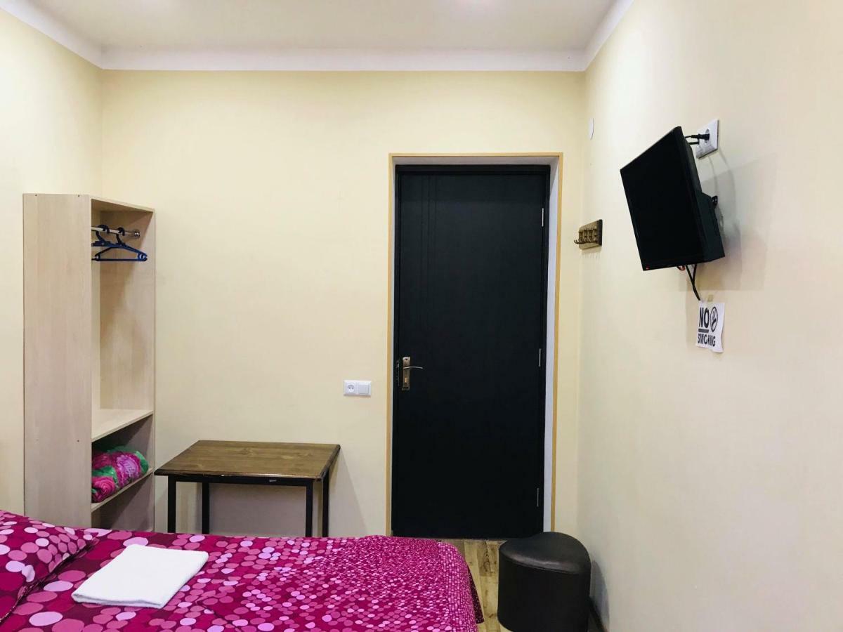 Hotel Rio Koetaisi Buitenkant foto