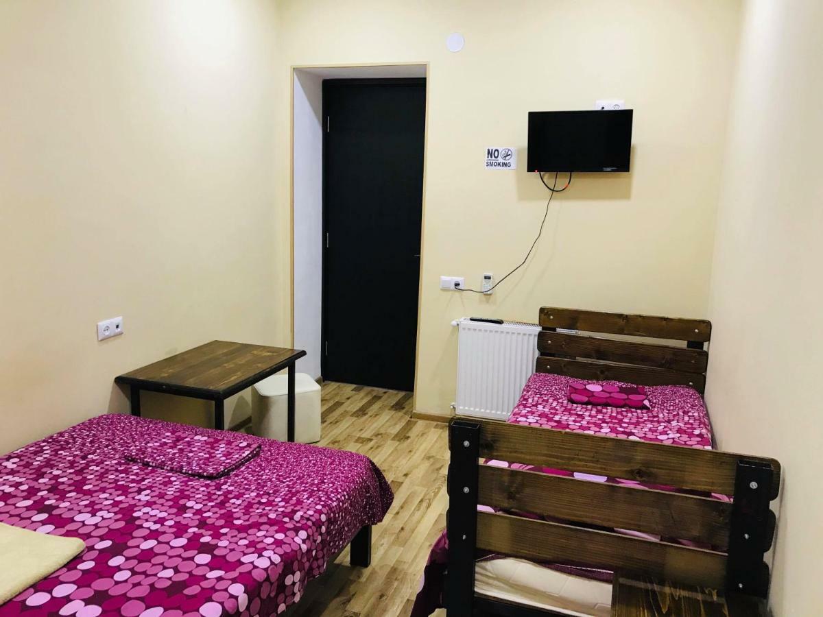 Hotel Rio Koetaisi Buitenkant foto