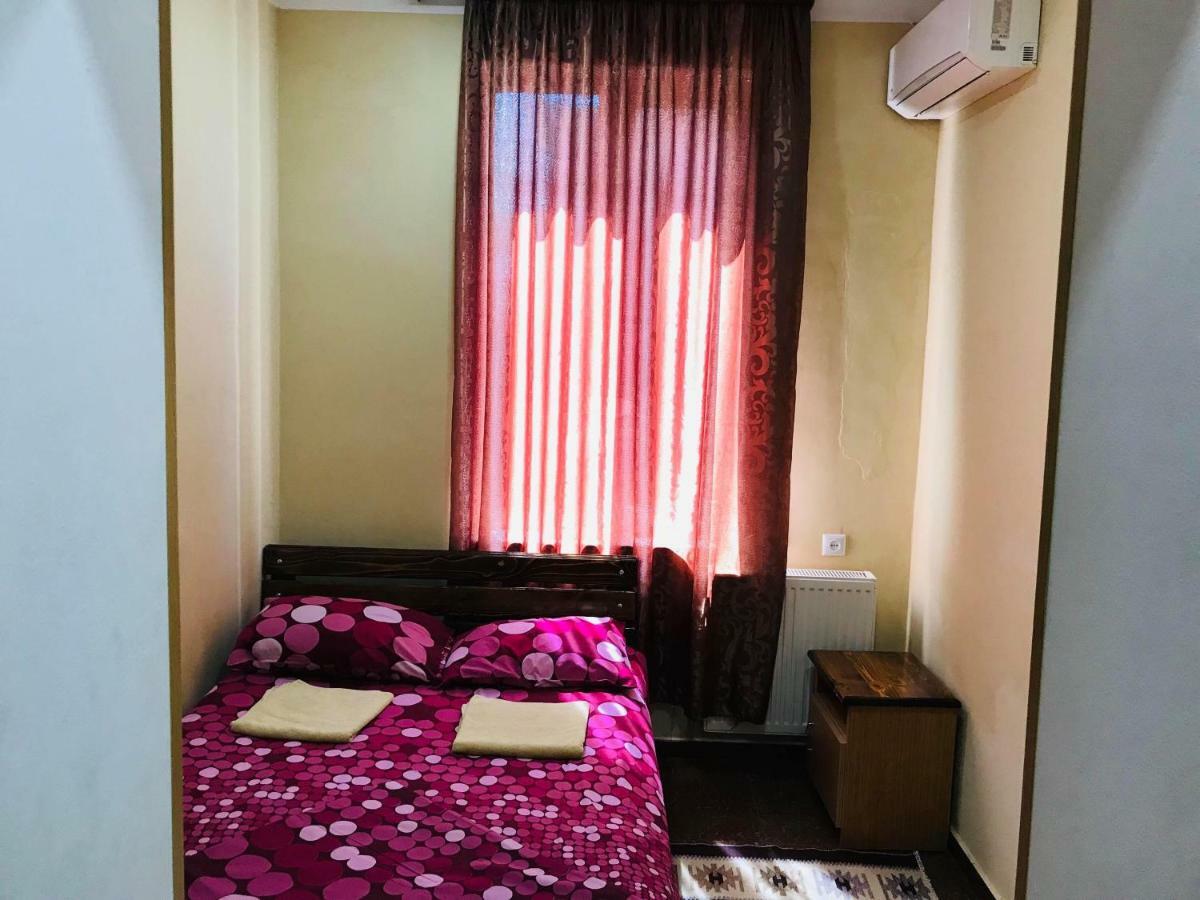 Hotel Rio Koetaisi Buitenkant foto