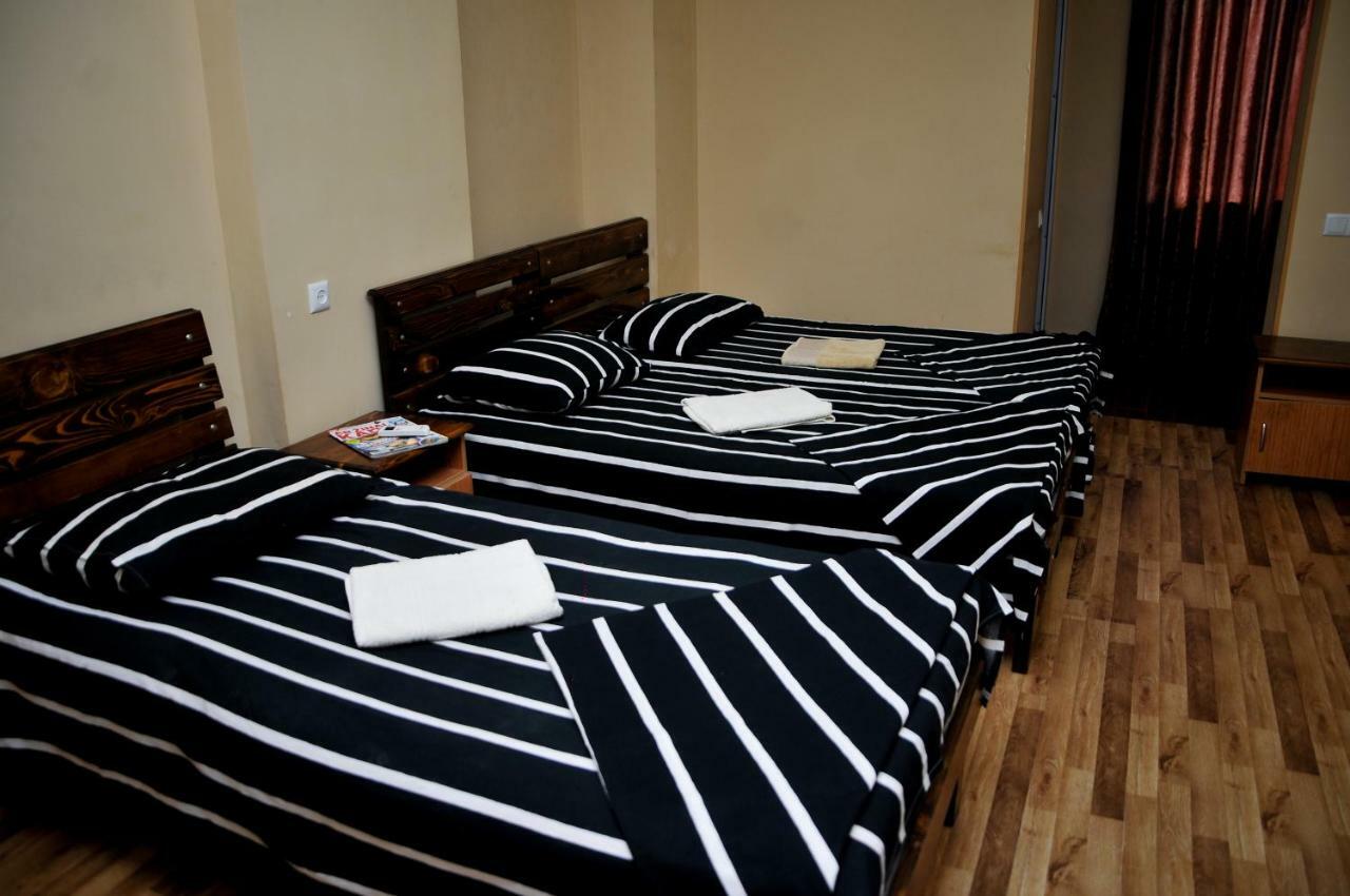 Hotel Rio Koetaisi Buitenkant foto