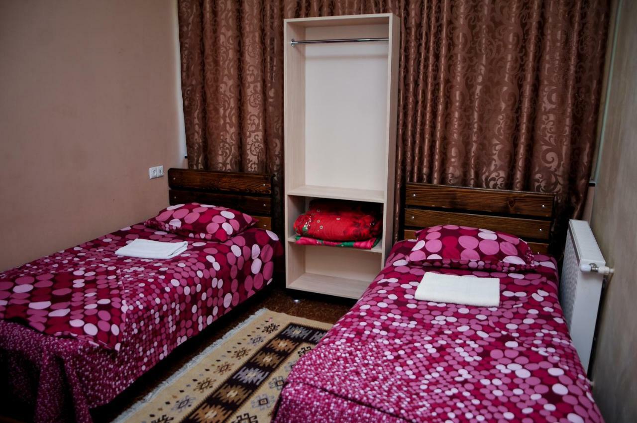 Hotel Rio Koetaisi Buitenkant foto
